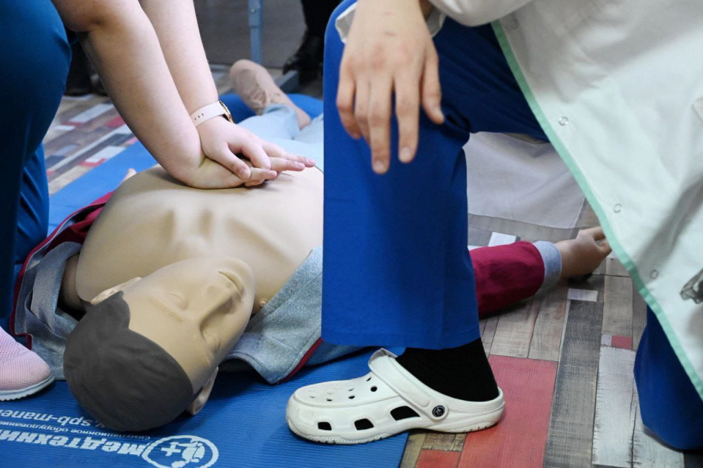 Обучение манекен.png Обучение манекен.png